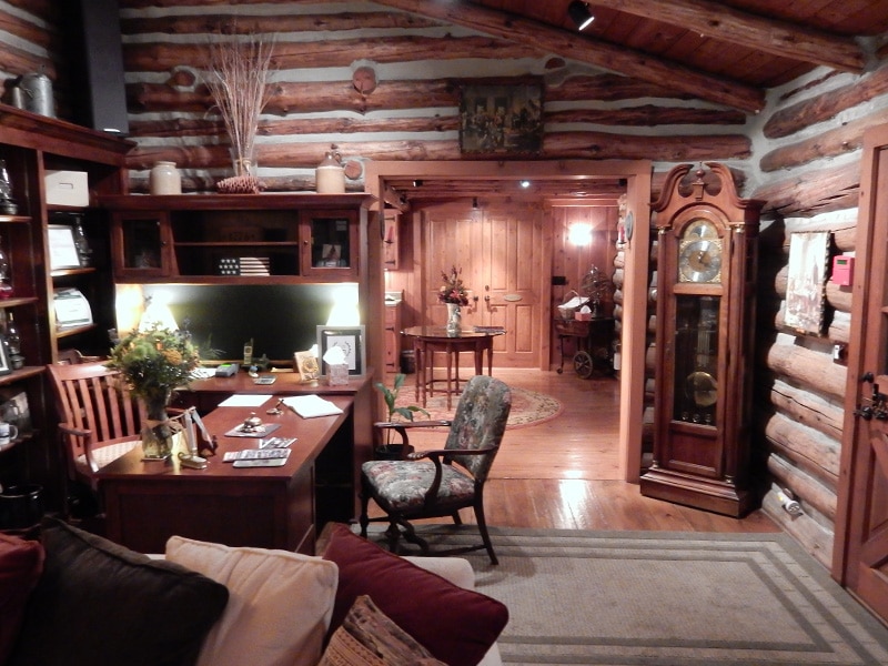 log cabin office