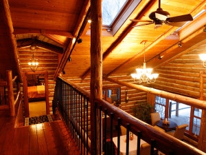 balcony in log cabin